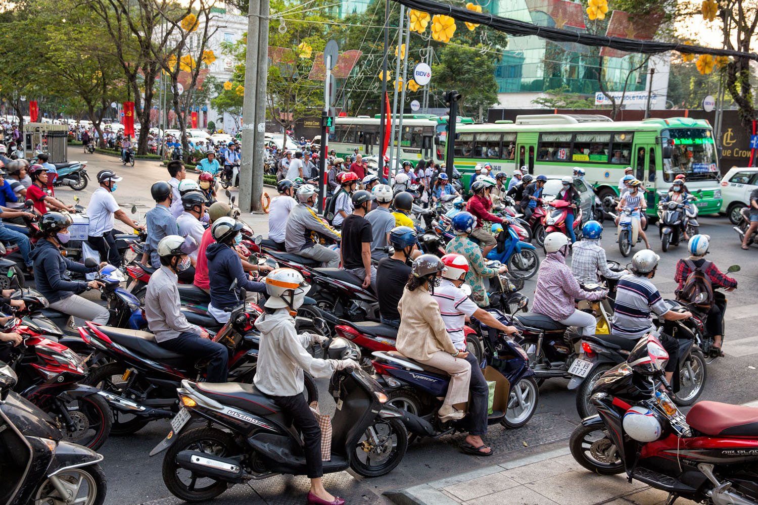 Vietnam on Motorbike | Earth Trekkers