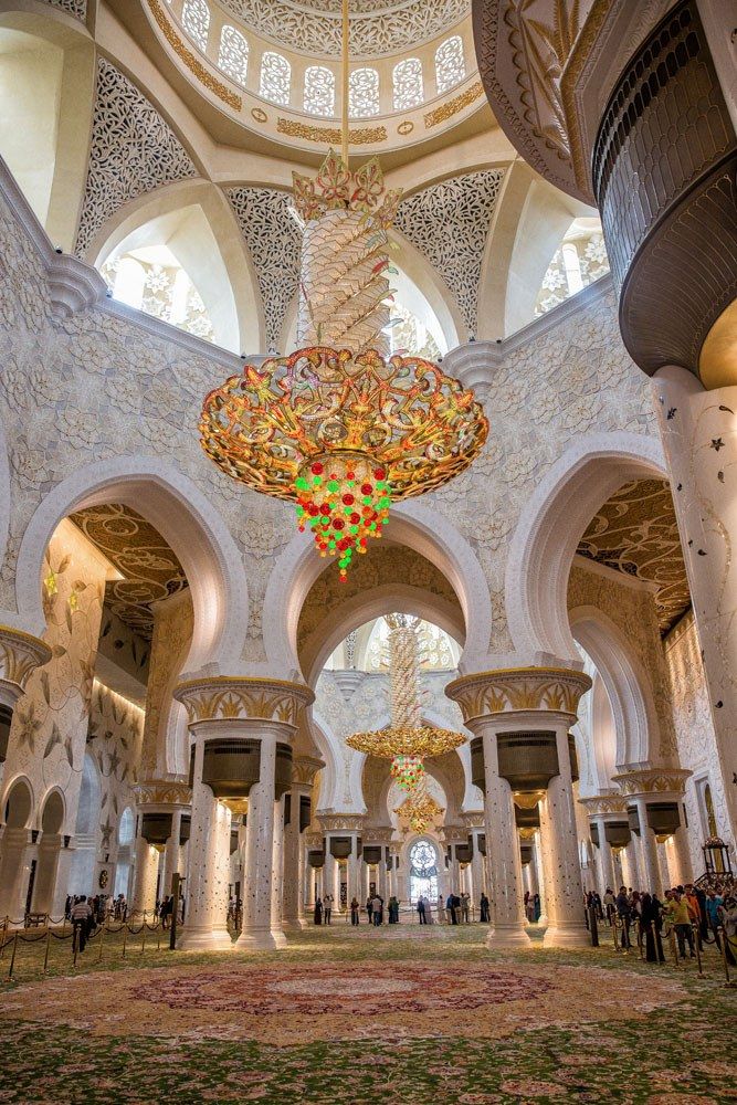 A Visit To The Sheikh Zayed Grand Mosque Earth Trekkers