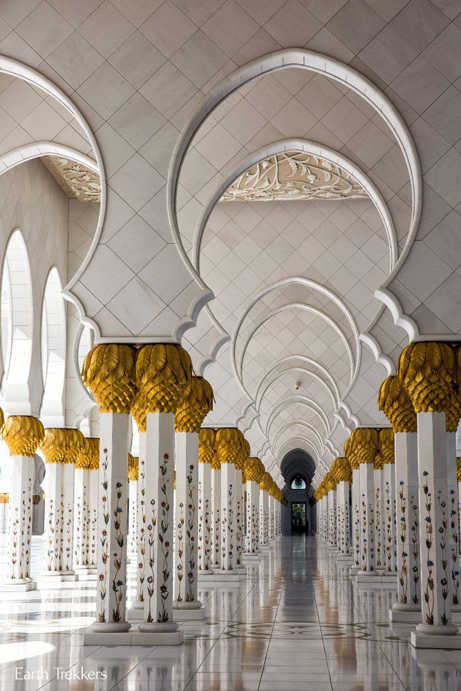 sheikh zayed mosque inside