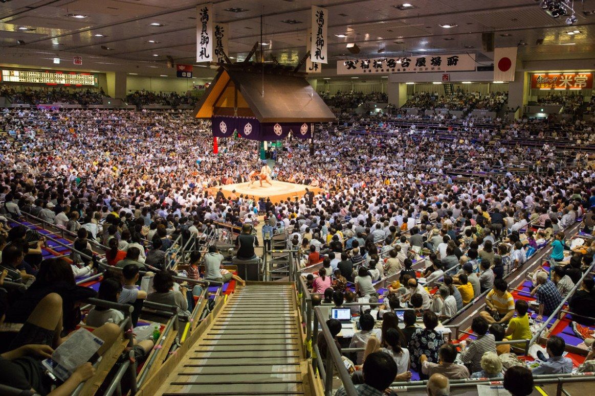 How To Watch Sumo Wrestling in Japan – Earth Trekkers