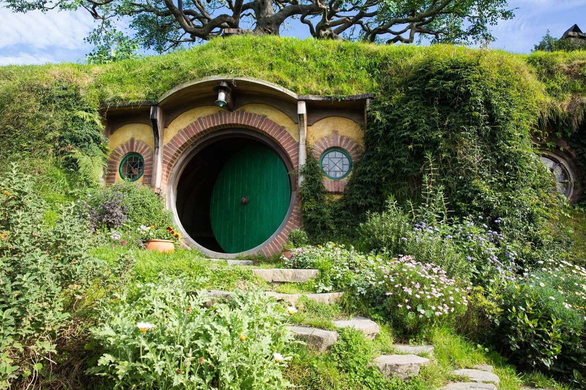 Photo Tour Of The Hobbiton Movie Set Earth Trekkers