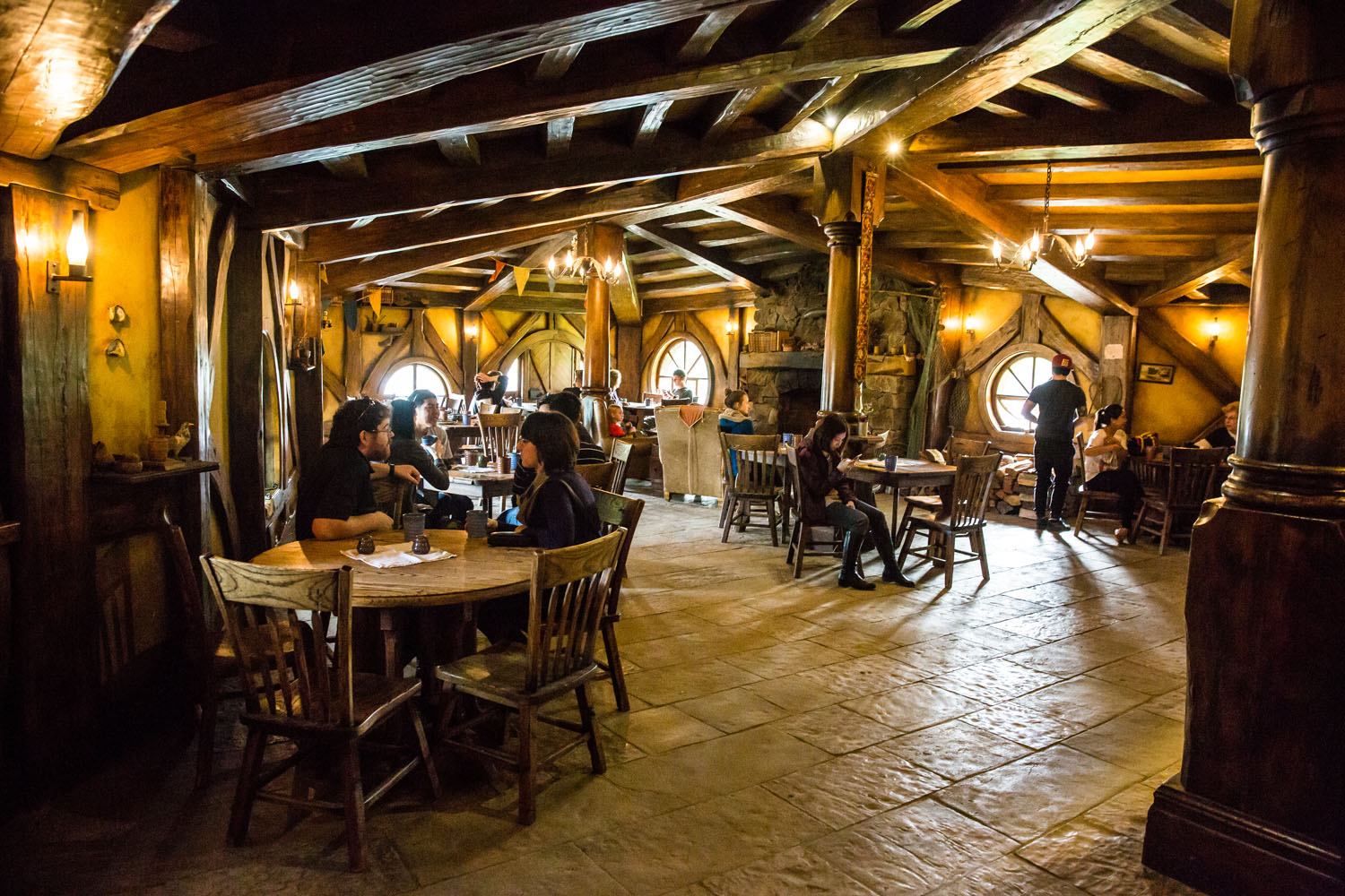 Photo Tour of the Hobbiton Movie Set | Earth Trekkers