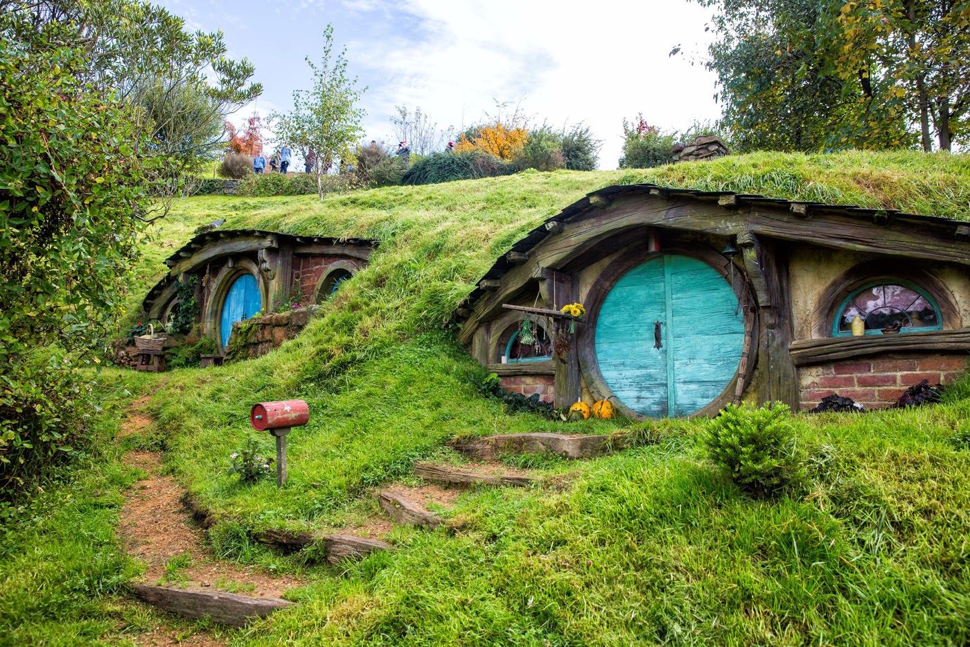 Photo Tour of the Hobbiton Movie Set | Earth Trekkers