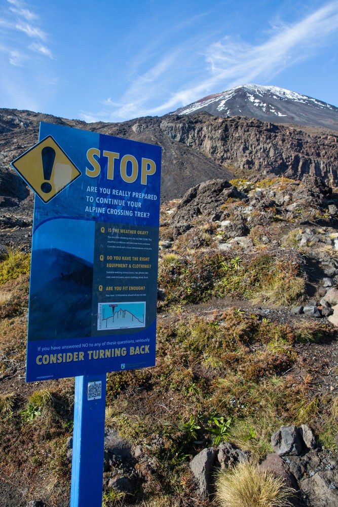 Stop Warning Sign tongariro alpine crossing