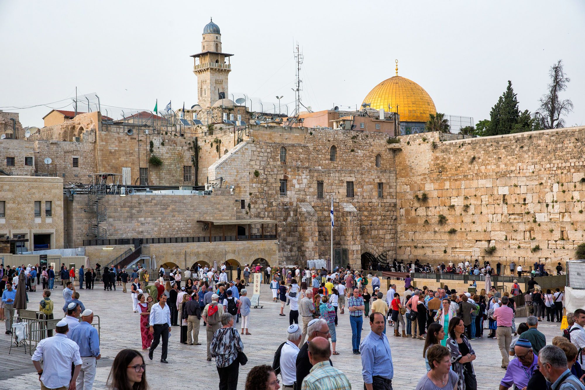 First Impressions of Israel Earth Trekkers