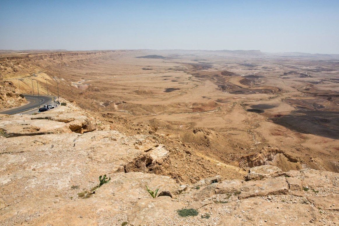 Off The Beaten Path In Israel The Negev Desert Earth Trekkers   Makhtesh Ramon 1163x776 .optimal 