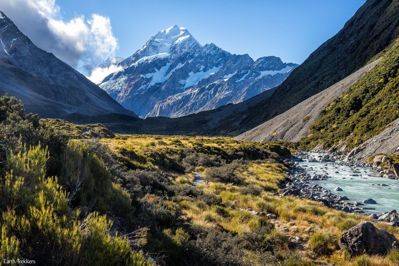 Hooker Valley Track And Its Views Of Mt Cook Earth Trekkers