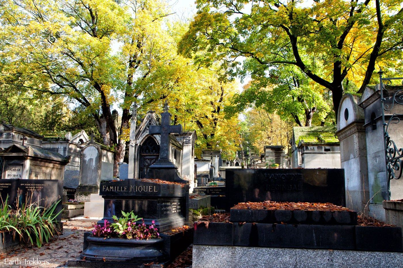 Pere Lachaise in October