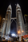 How to Visit the Petronas Towers in Kuala Lumpur – Earth Trekkers