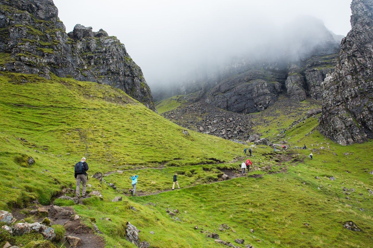 The Old Man of Storr, Isle of Skye, Scotland | Earth Trekkers