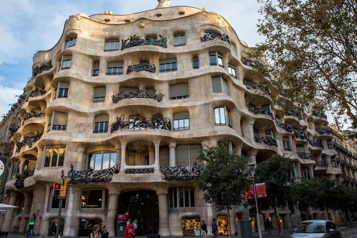 9 Best Things to Do in Barcelona, Spain - Road Affair