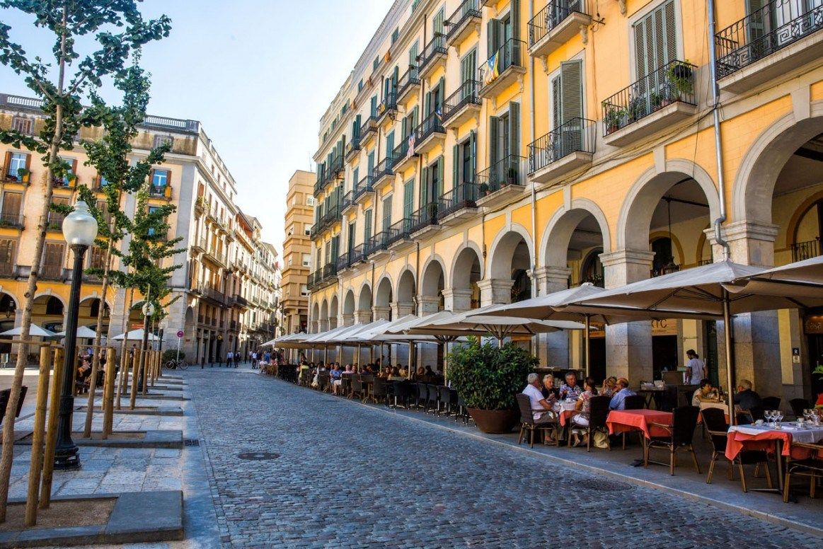 9 Reasons Why You Should Visit Girona, Spain Earth Trekkers