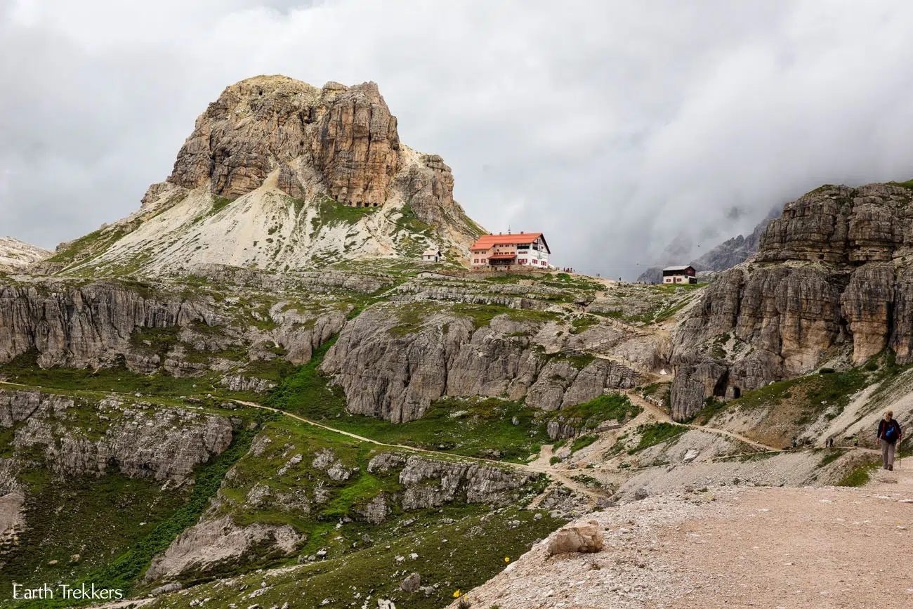 Rifugio Locatelli with clouds and fog