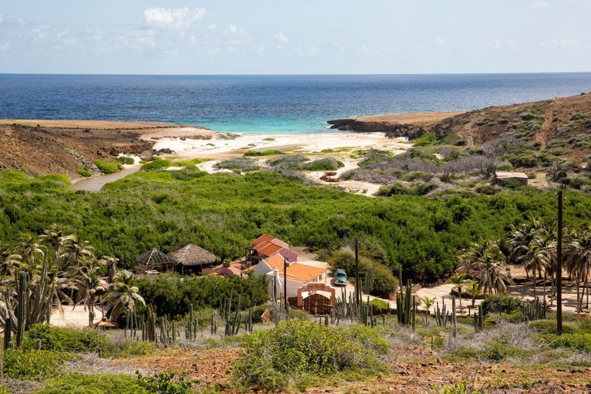 Adventure in Aruba How to Visit Natural Pool Earth Trekkers