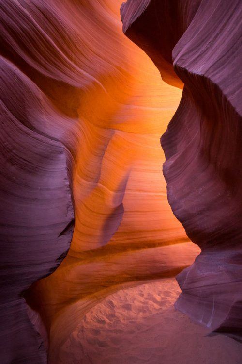 is lower antelope canyon a slot canyon