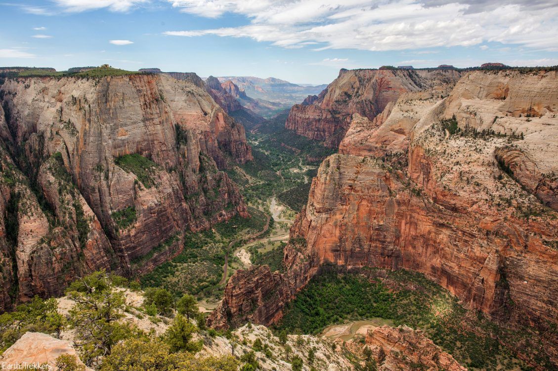 hiking-to-observation-point-in-zion-national-park-earth-trekkers