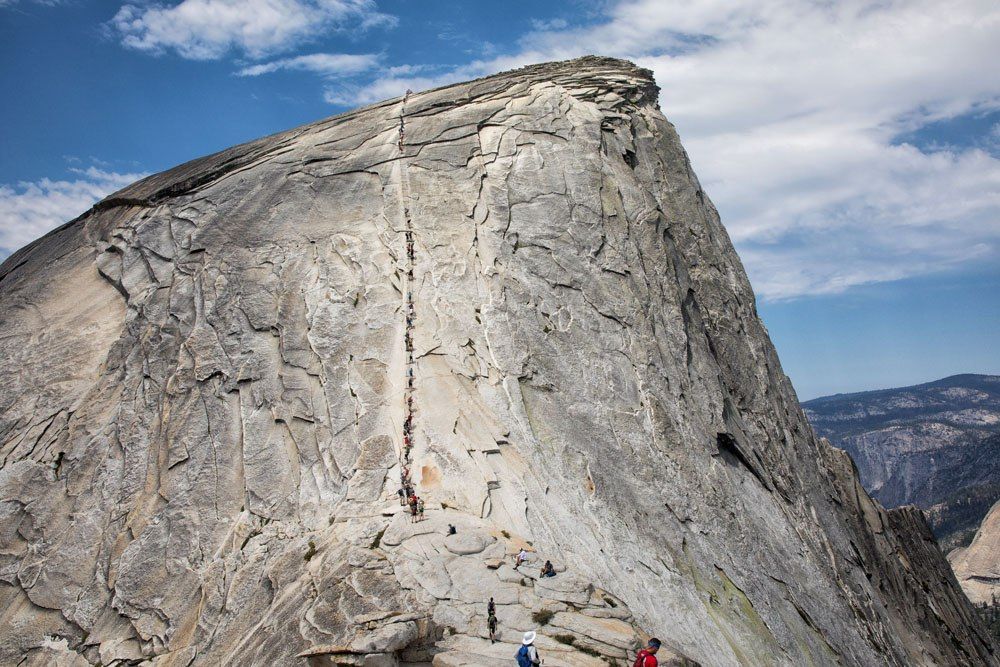 climbing-the-half-dome-cables-a-journey-in-18-photos-earth-trekkers