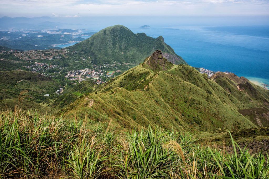 Hiking Teapot Mountain in Taiwan – Earth Trekkers