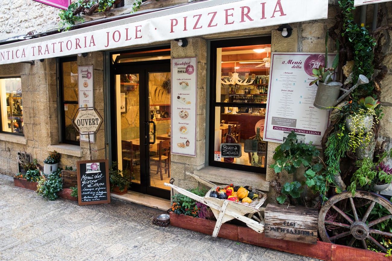 Pizzeria things to do in San Marino