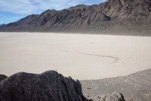 How to Visit Racetrack Playa in Death Valley National Park - Earth Trekkers