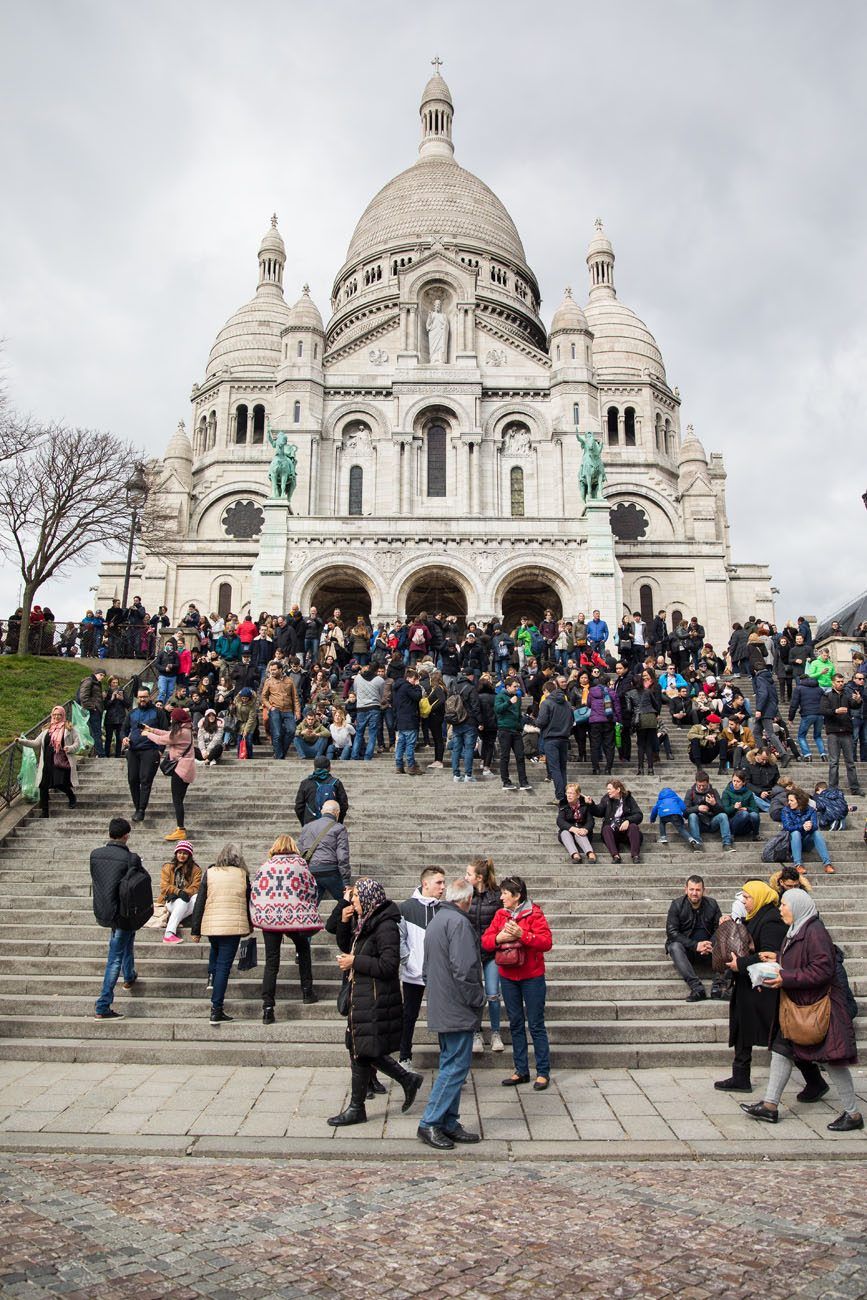 Crowds at Sacre Coeur