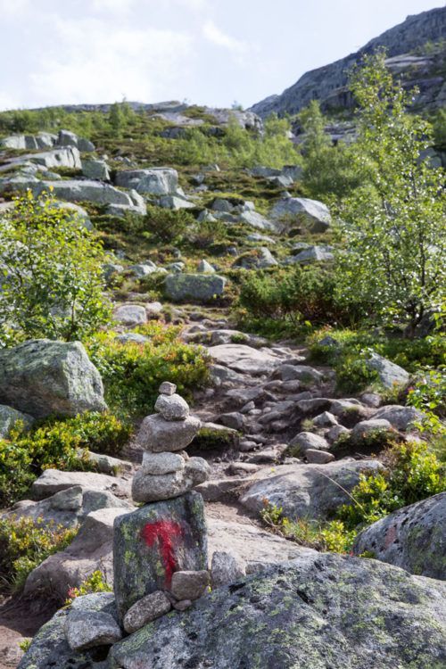 Trail Marker Trolltunga