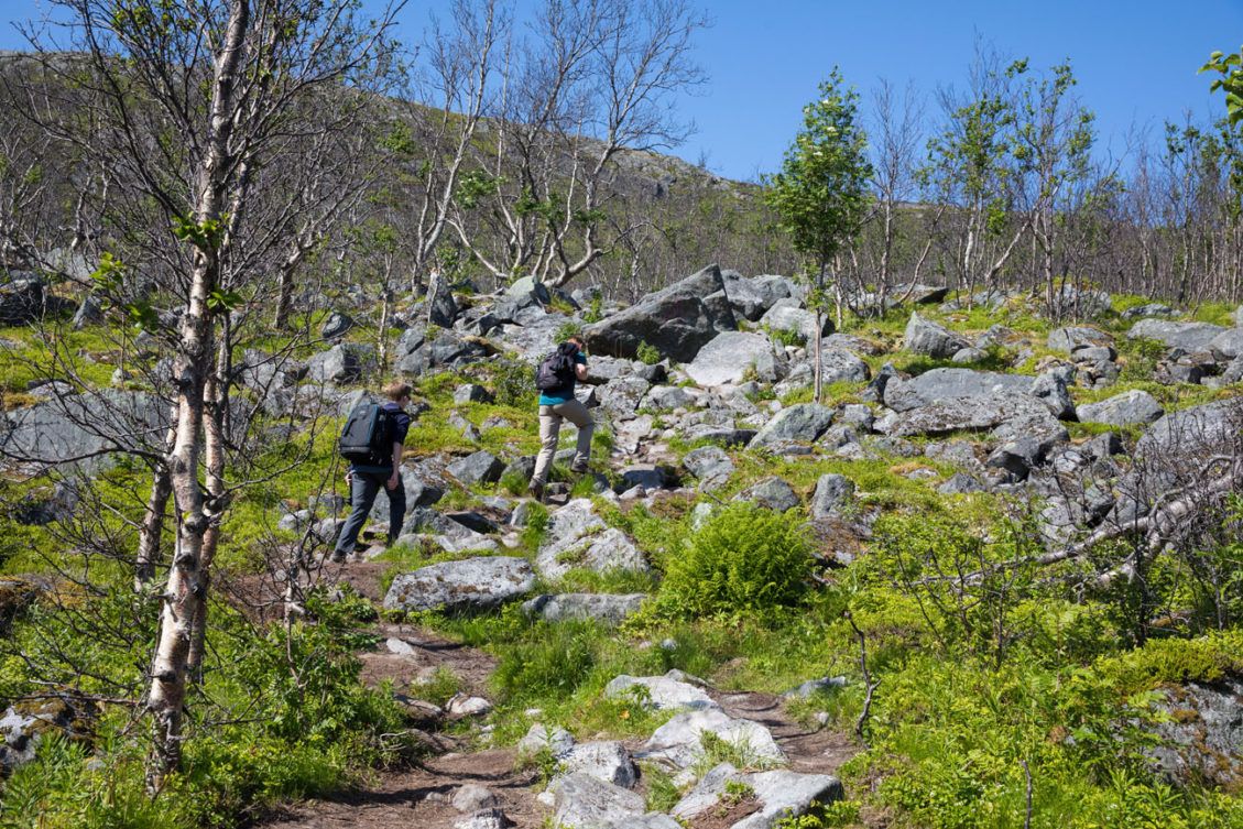 How To Hike Segla, One Of Senja’s Most Popular Hikes – Earth Trekkers