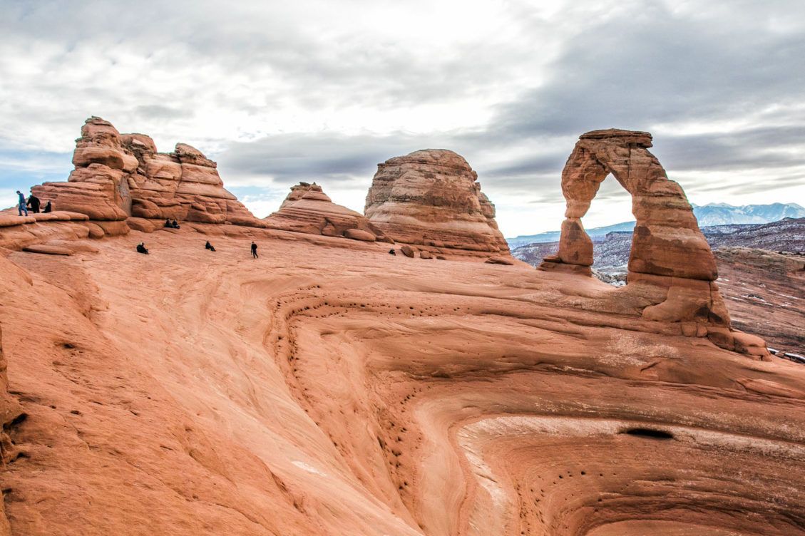 2 Fall To Their Deaths At Arches National Park Rnews