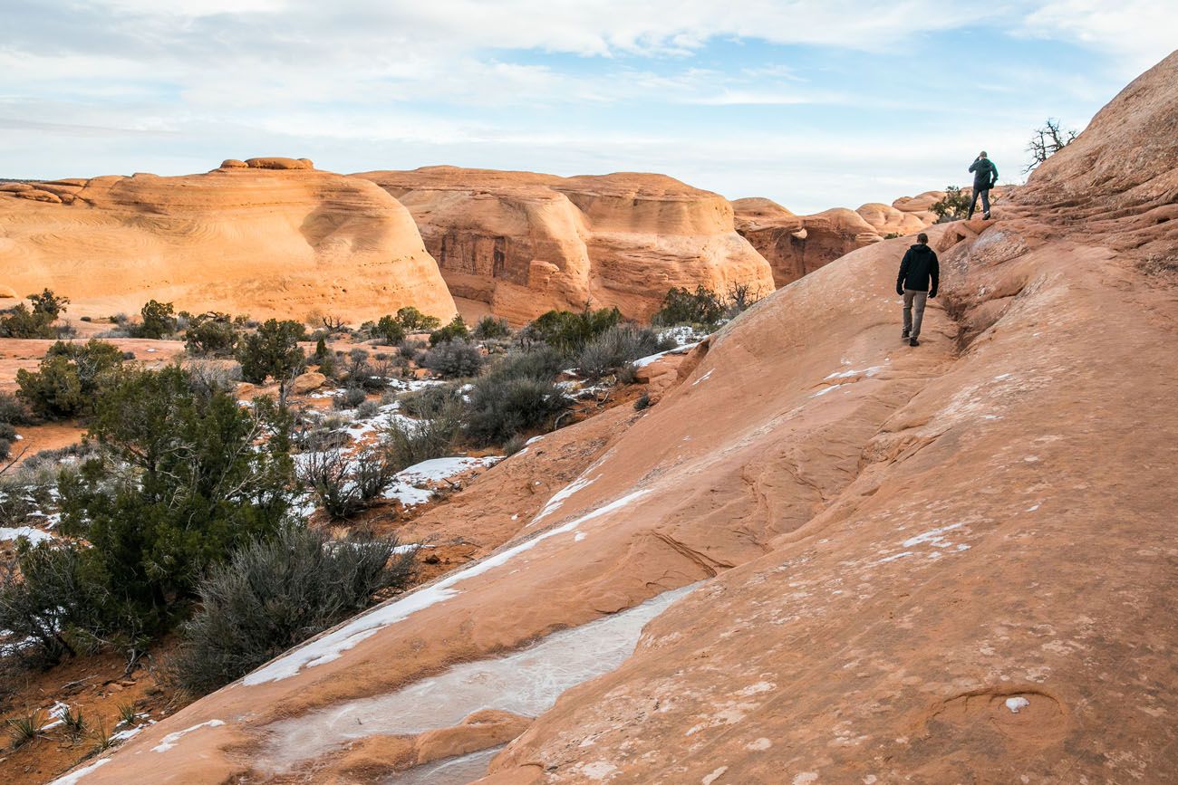 Hiking to Delicate Arch
