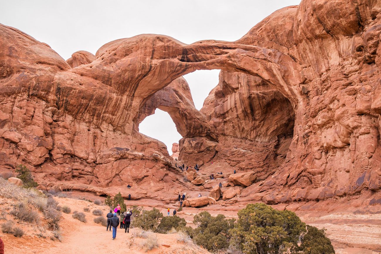 Utahs Mighty 5 Travel Guide And Road Trip Itinerary Earth Trekkers