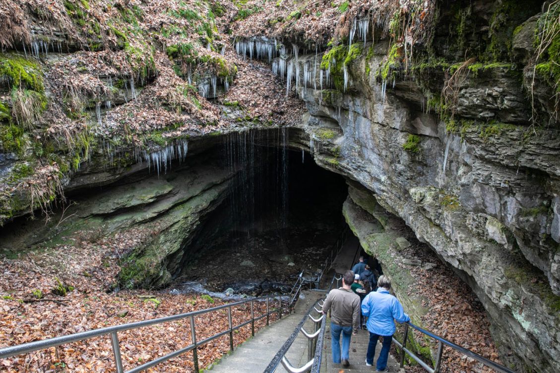 Mammoth Cave National Park How To Pick The Best Tour Earth Trekkers   Historic Entrance 1129x753 .optimal 