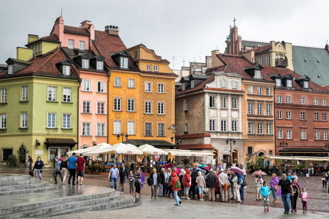 warsaw poland travel restrictions