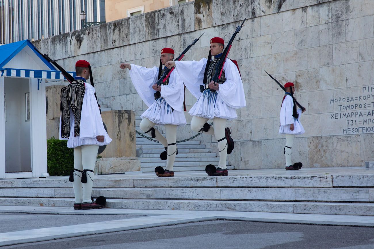 Tomb of the Unknown Soldier Athens | Best things to do in Athens