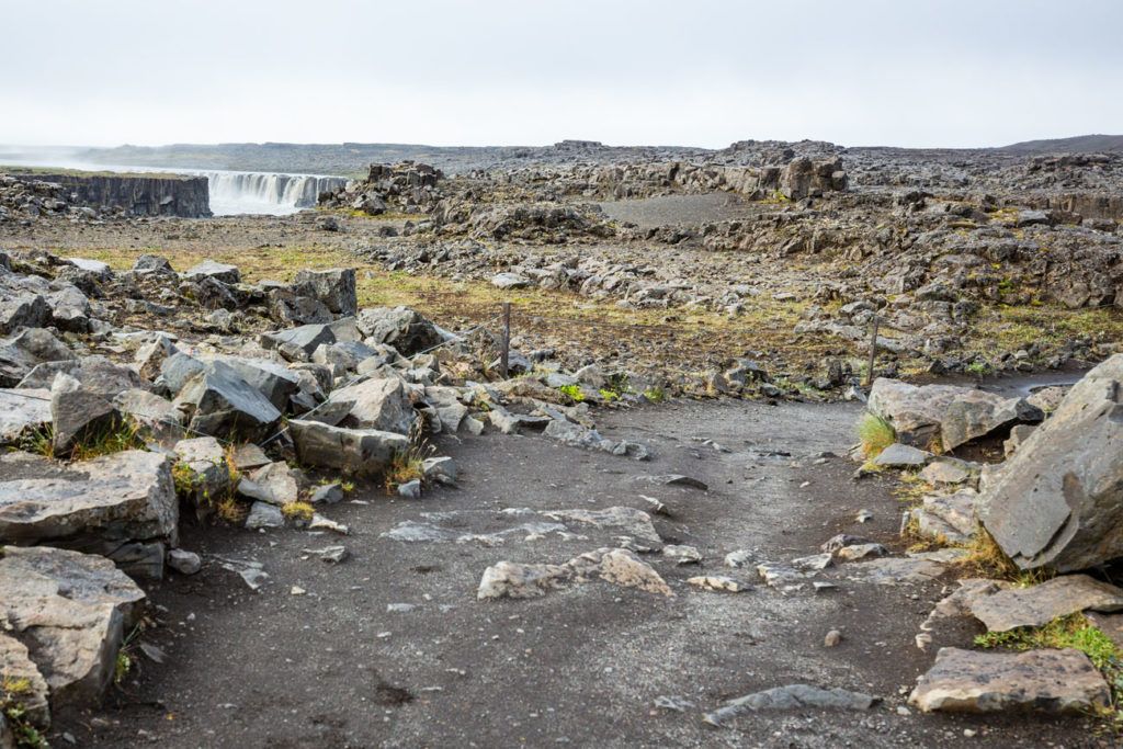 How to Visit Dettifoss and Selfoss Waterfalls in Iceland Earth Trekkers