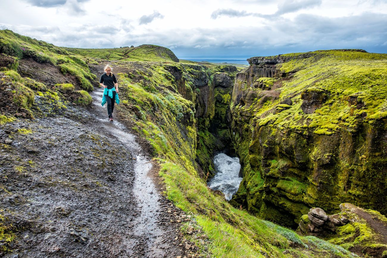 Skógafoss And The Amazing Waterfall Way Hike Earth Trekkers