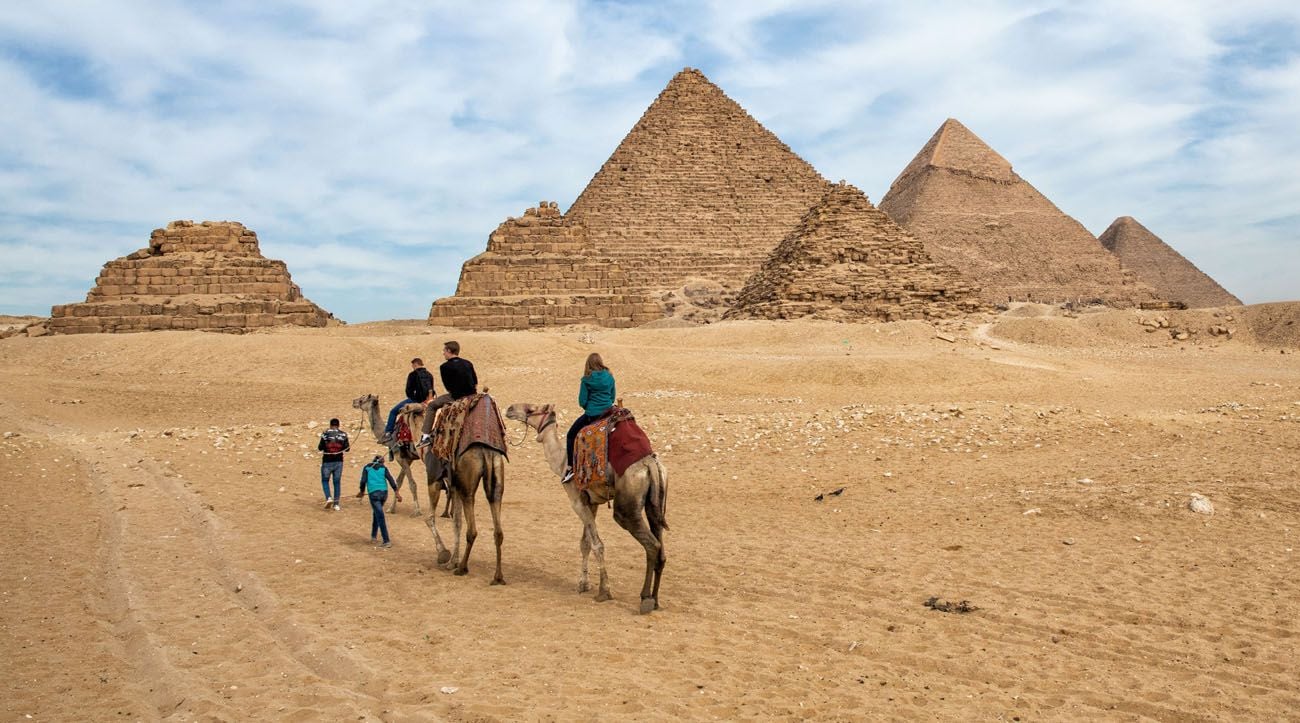 10 Day Egypt Itinerary: Cairo, Aswan, Luxor, & Abu Simbel – Earth Trekkers