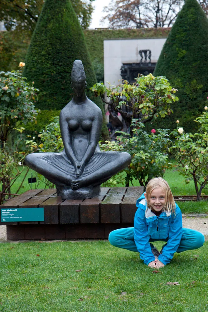 Rodin with kids