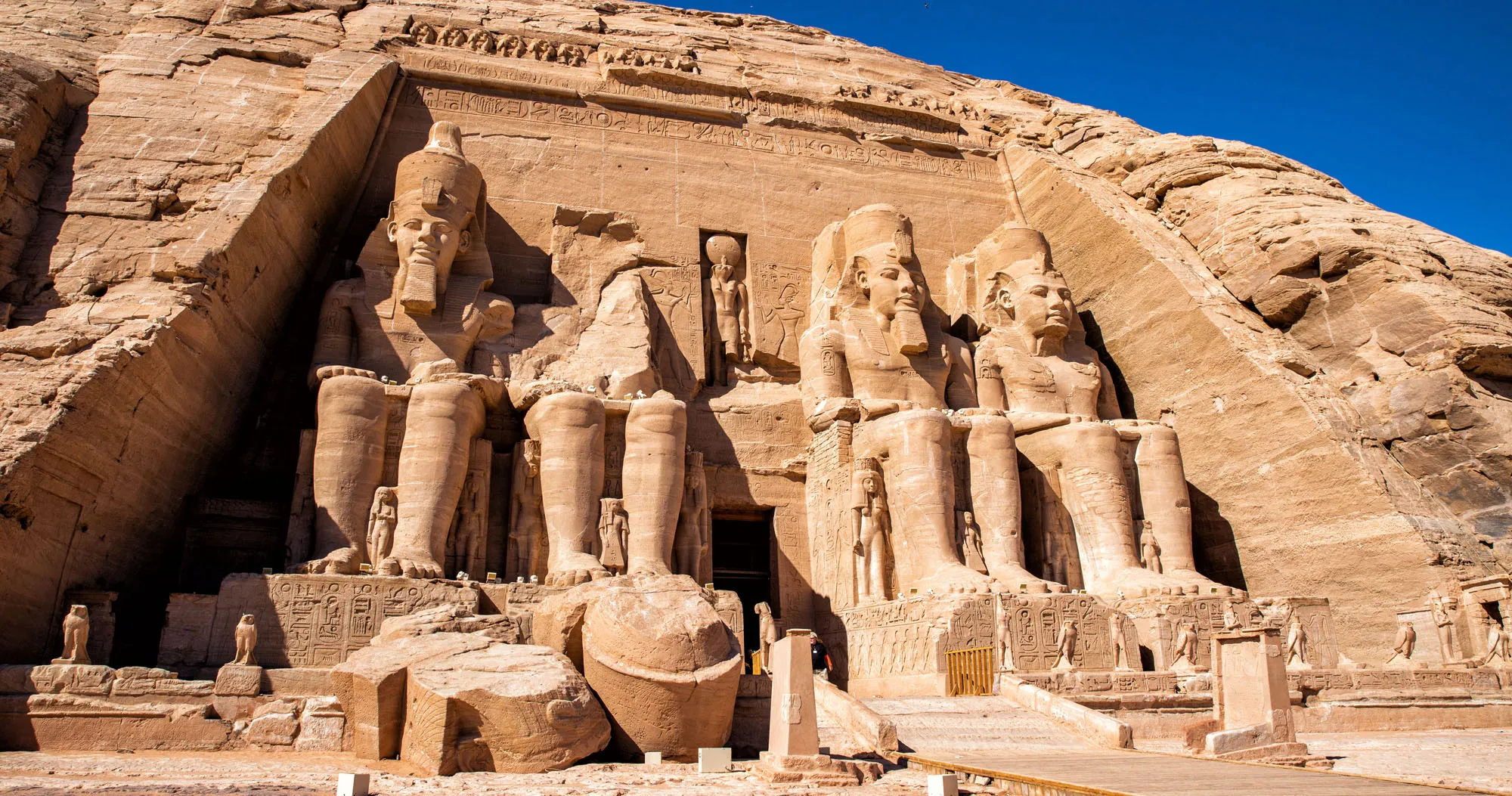 Featured image for “Abu Simbel: Everything You Need to Know to Plan Your Visit”