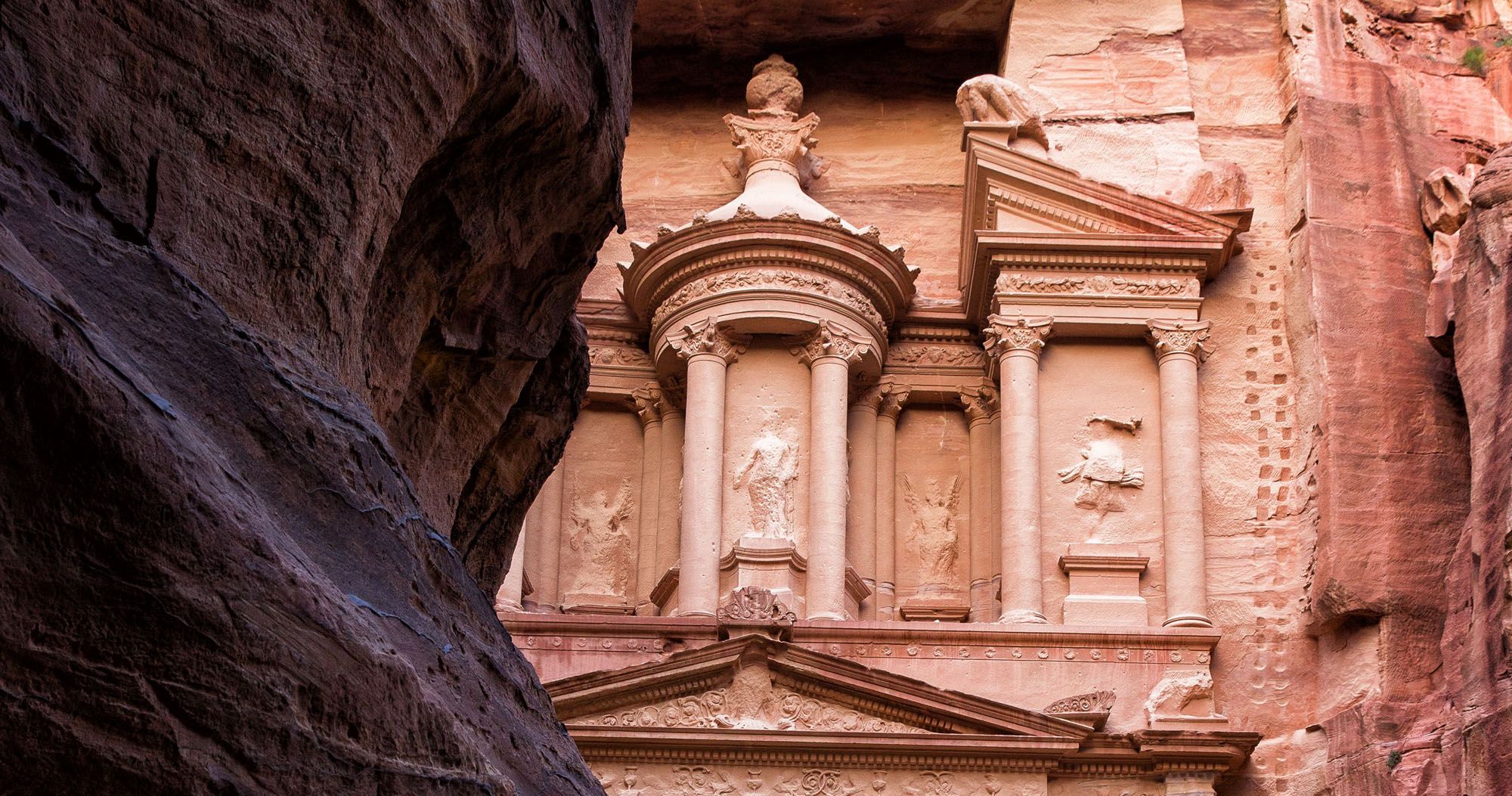 Featured image for “15 Best Things to Do in Petra, Jordan”