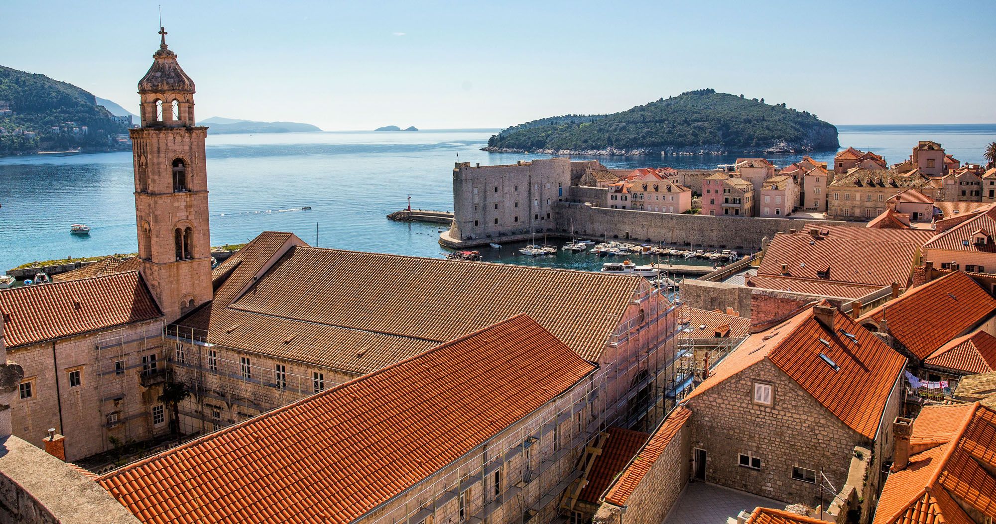 Featured image for “A Walk on the Dubrovnik Walls in 20 Amazing Photos”