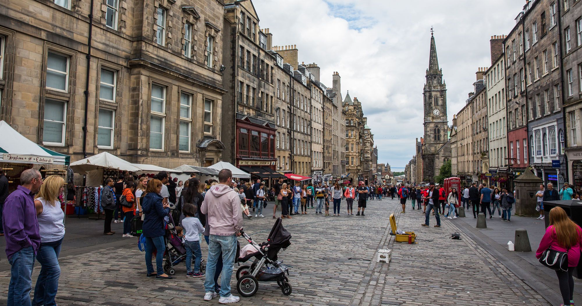 Featured image for “11 Awesome Things to do in Edinburgh with Kids”