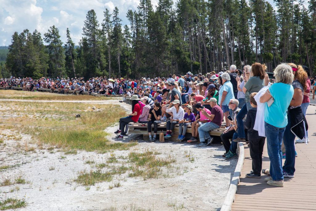 Yellowstone's Old Faithful: 10 Tips to Have the Best Experience – Earth ...