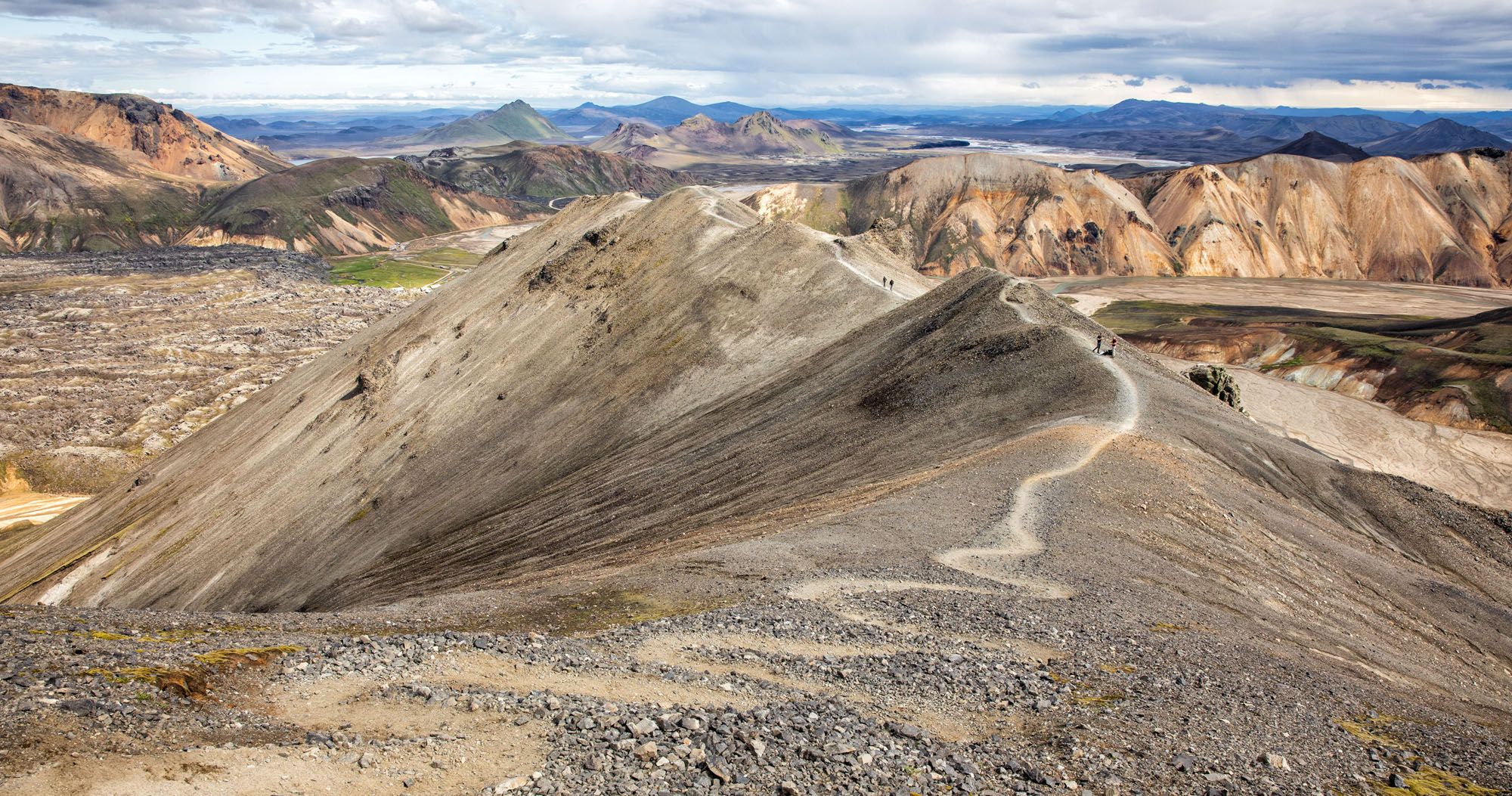Featured image for “Hike the Blahnúkúr Brennisteinsalda Loop, Landmannalaugar, Iceland”
