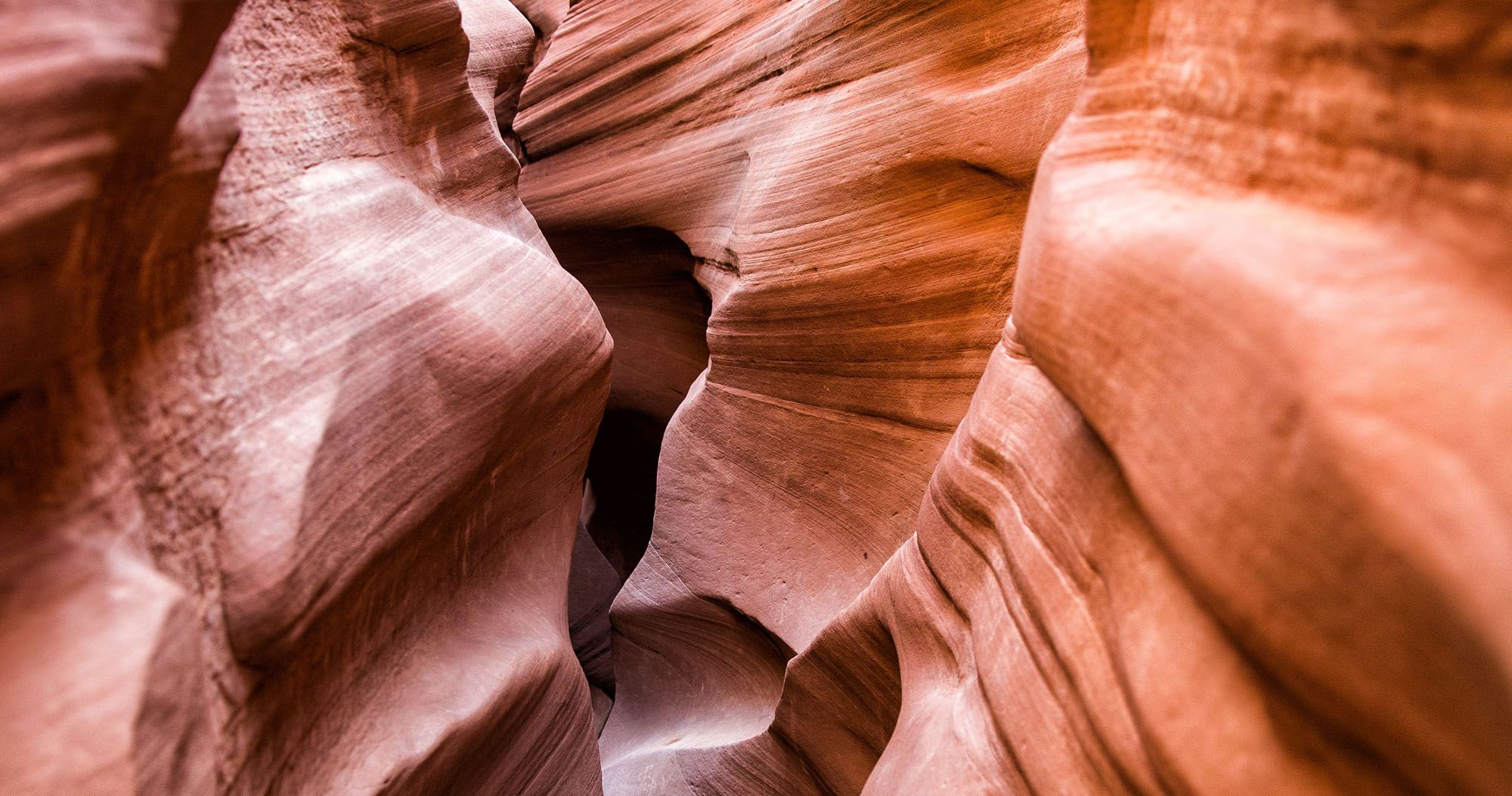 Featured image for “A Photojourney through Peek-A-Boo Gulch and Spooky Gulch”