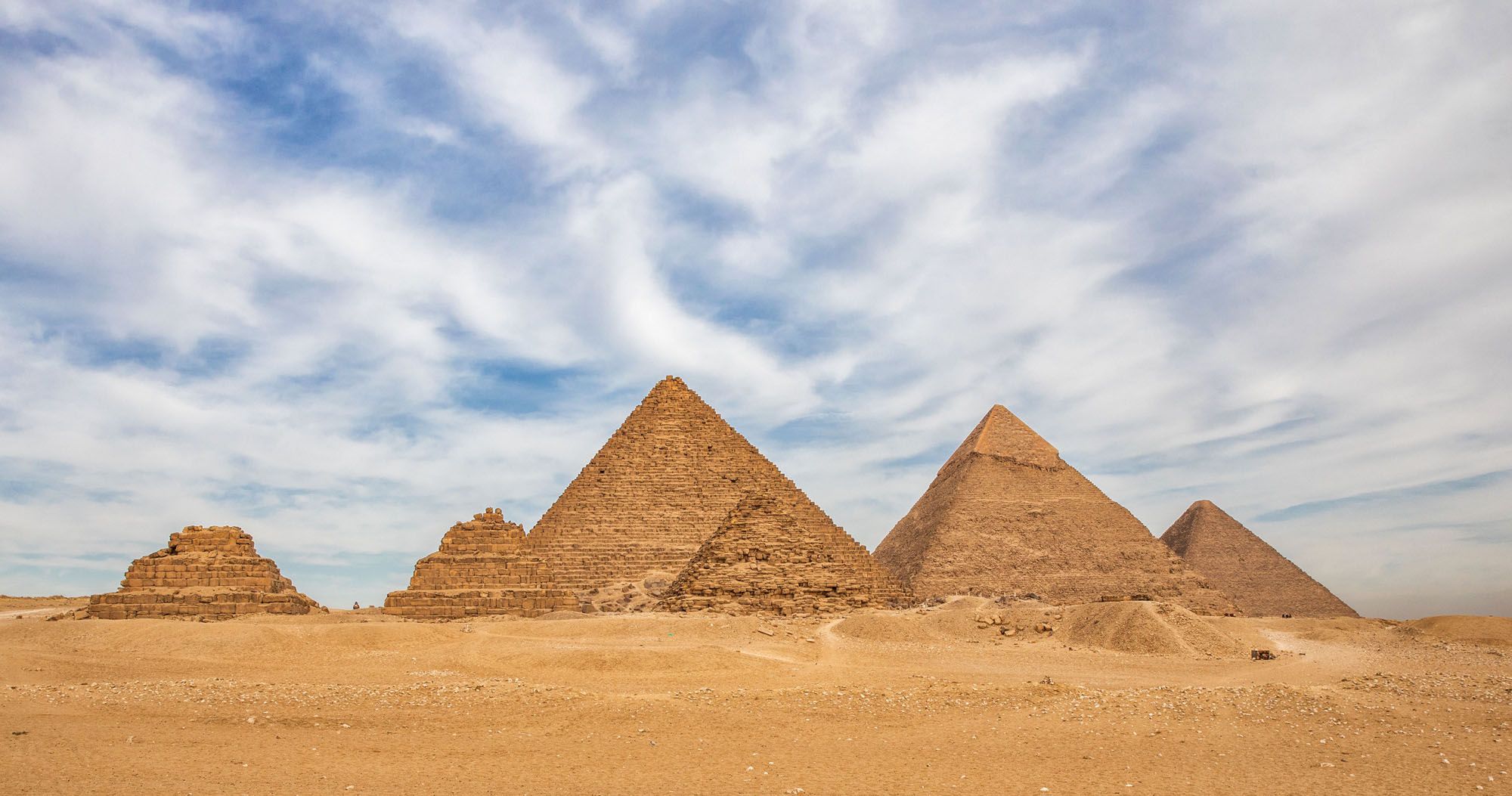 Featured image for “25 Amazing Things to do in Egypt”