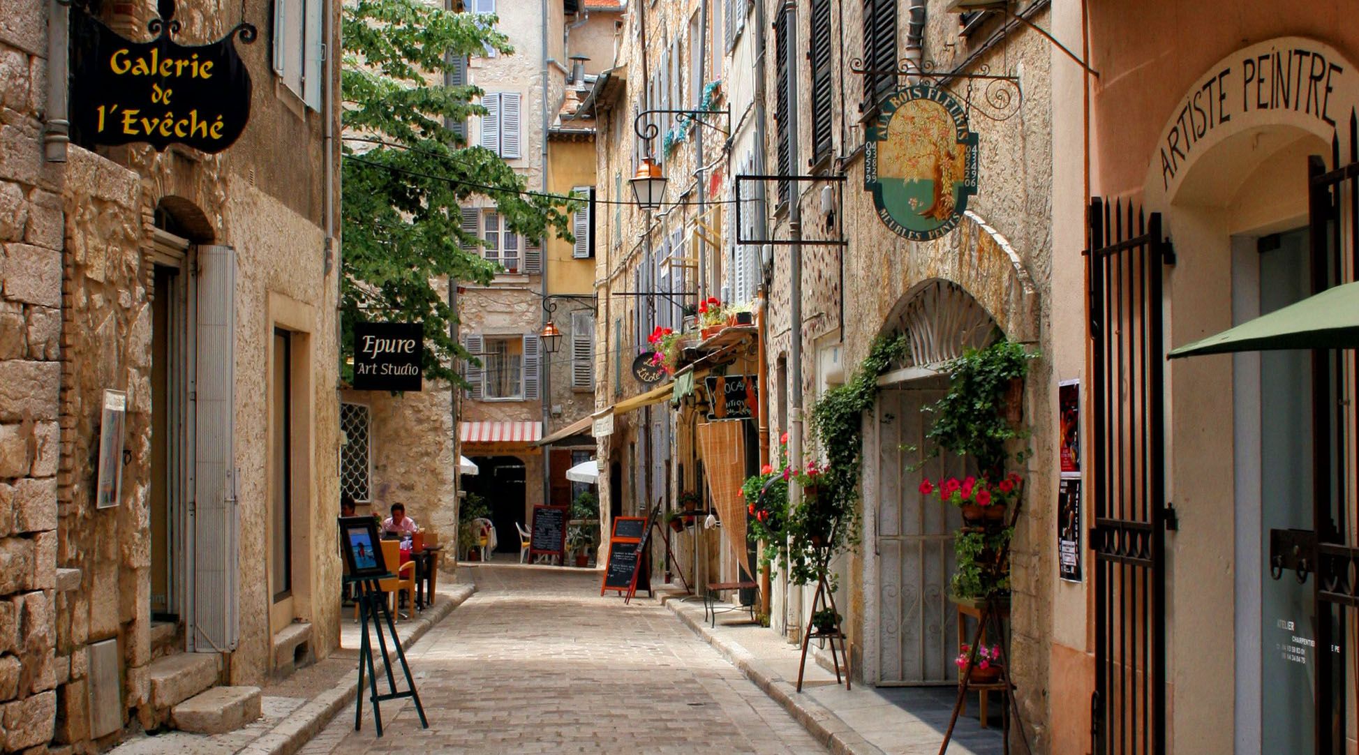 Featured image for “Vence, Our Favorite Town in the French Riviera”