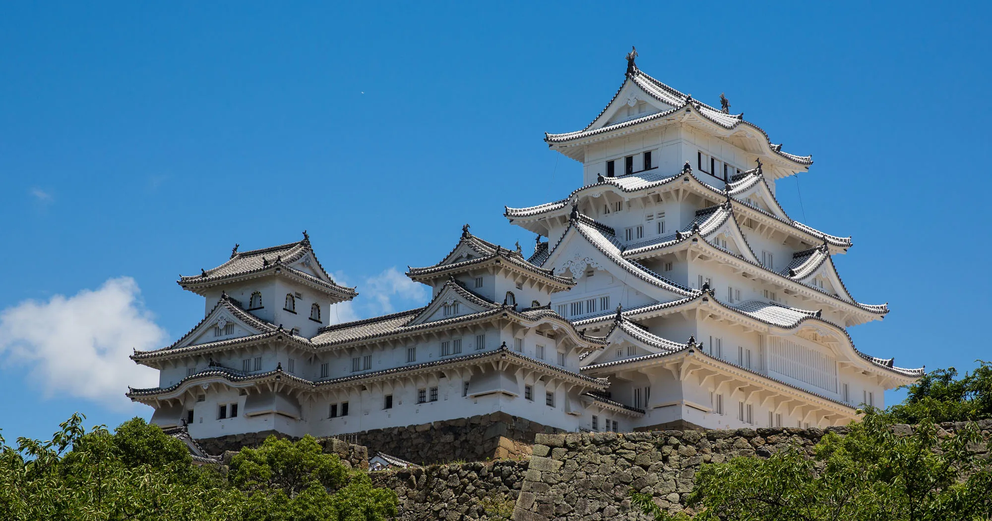 Featured image for “How to Plan a Himeji Castle Day Trip from Kyoto or Osaka”