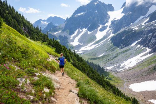 12 Great Hikes in North Cascades National Park – Earth Trekkers