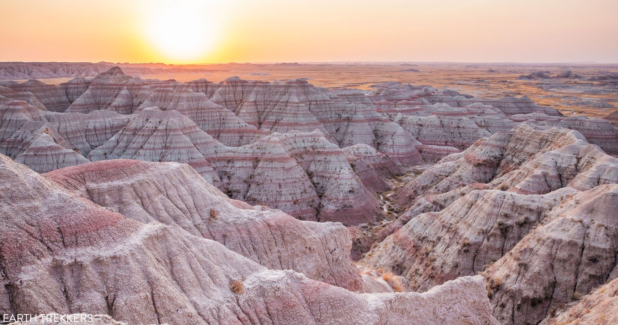 Featured image for “15 Amazing Things to Do in Badlands National Park (+ Photos & Map)”