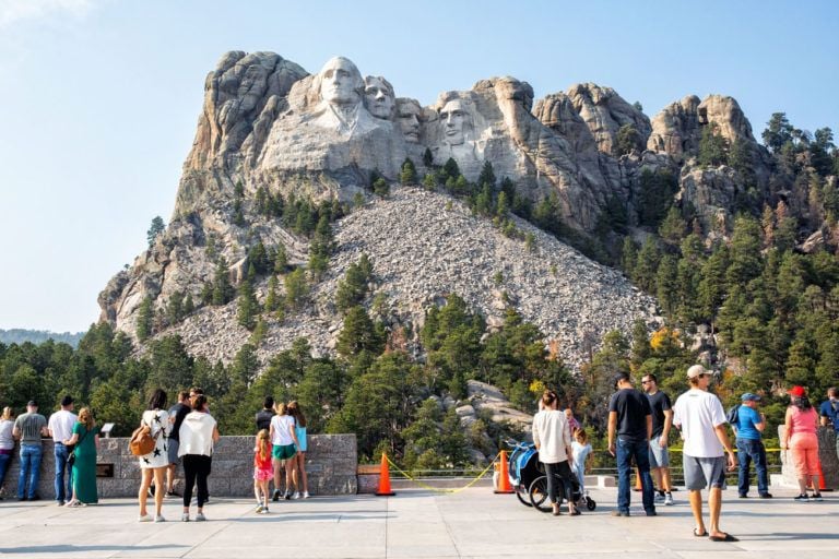 How To Visit Mount Rushmore 10 Things To Know Before You Go Earth Trekkers 6992